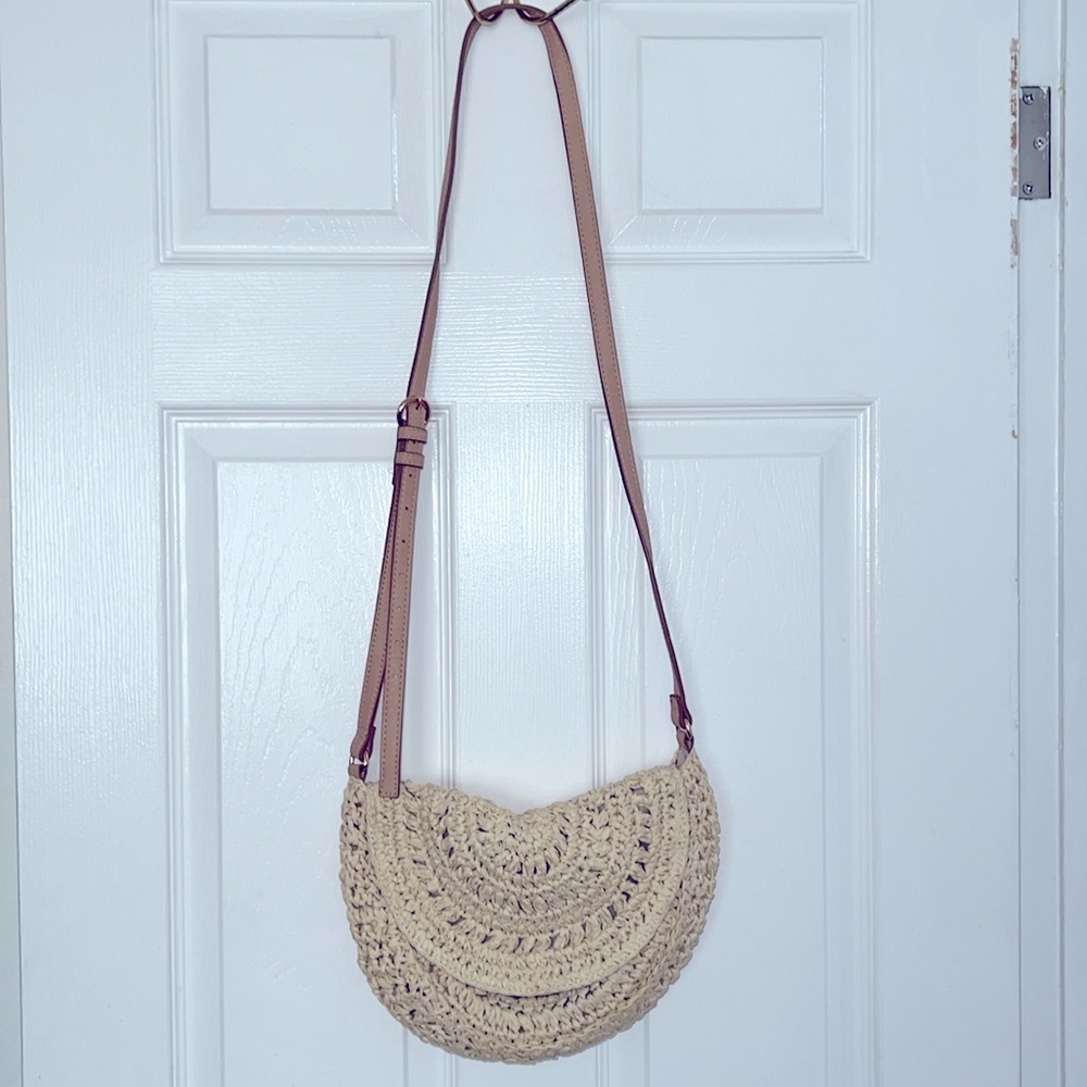 LC Lauren Conrad Crossbody adjustable